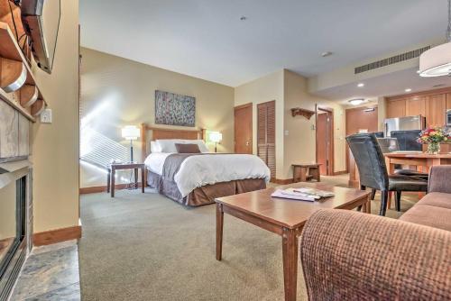 Lovely Ski-In and Ski-Out Sundial Studio with Hot tub! image 16